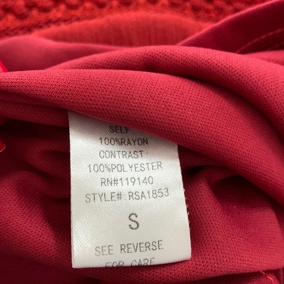 Purple Snow Red Spaghetti strap Romper size Small - Picture 15 of 15